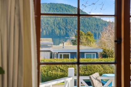 Photo 21 at 487 Roslyn Boulevard, Dollarton, North Vancouver