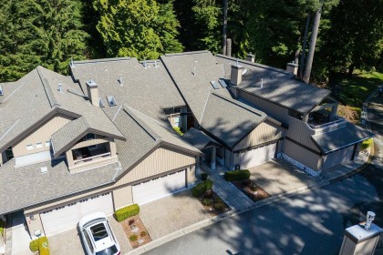 Photo 3 at 29 - 1550 Larkhall Crescent, Northlands, North Vancouver