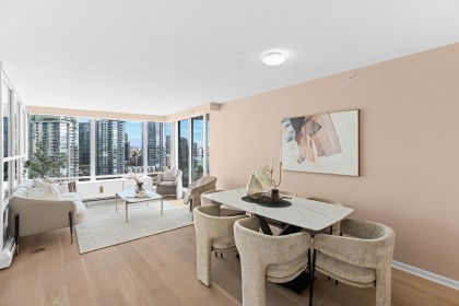 Photo 12 at 1601 - 1228 Marinaside Crescent, Yaletown, Vancouver West