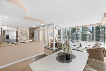 Photo 5 at 1601 - 1228 Marinaside Crescent, Yaletown, Vancouver West