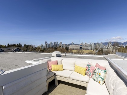 Photo 3 at 210 - 655 W 7th Avenue, Fairview VW, Vancouver West