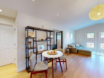 Photo 13 at 304 - 1528 Bowser Avenue, Norgate, North Vancouver