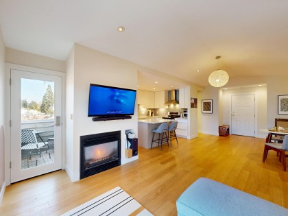 Photo 12 at 304 - 1528 Bowser Avenue, Norgate, North Vancouver