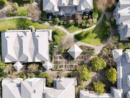 Photo 36 at 304 - 1528 Bowser Avenue, Norgate, North Vancouver