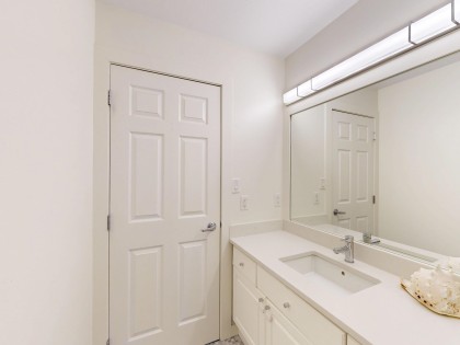 Photo 20 at 304 - 1528 Bowser Avenue, Norgate, North Vancouver