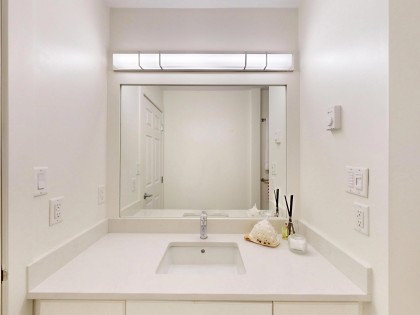 Photo 19 at 304 - 1528 Bowser Avenue, Norgate, North Vancouver