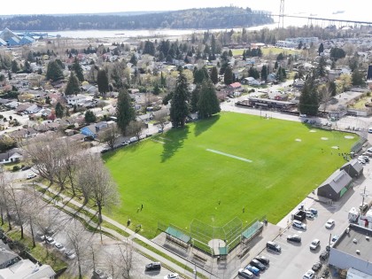 Photo 35 at 304 - 1528 Bowser Avenue, Norgate, North Vancouver