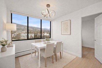 Photo 3 at 703 - 2167 Bellevue Avenue, Dundarave, West Vancouver