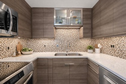 Photo 5 at 703 - 2167 Bellevue Avenue, Dundarave, West Vancouver