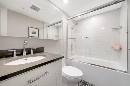 Photo 22 at 796 W 15th Avenue, Fairview VW, Vancouver West