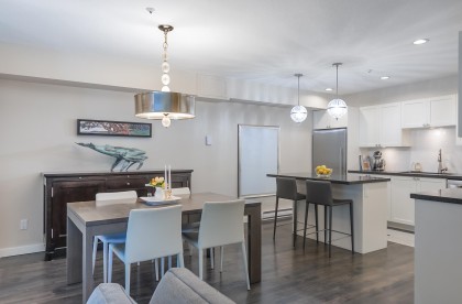 Photo 3 at 796 W 15th Avenue, Fairview VW, Vancouver West