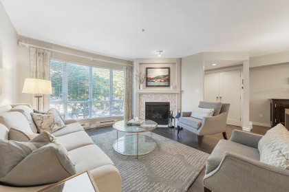 Photo 1 at 796 W 15th Avenue, Fairview VW, Vancouver West