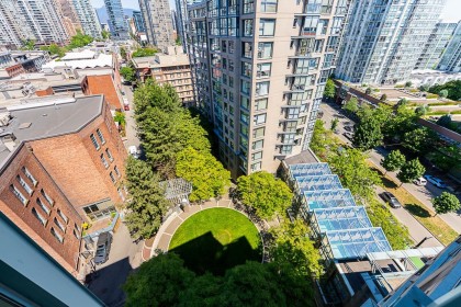 Photo 31 at 1304 - 283 Davie Street, Yaletown, Vancouver West
