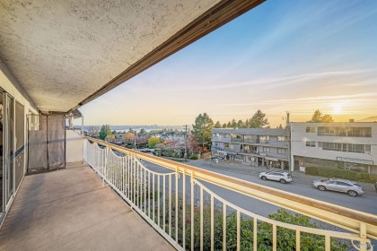 Photo 22 at 320 - 3080 Lonsdale Avenue, Upper Lonsdale, North Vancouver