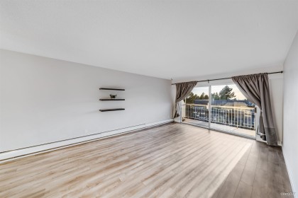 Photo 9 at 320 - 3080 Lonsdale Avenue, Upper Lonsdale, North Vancouver