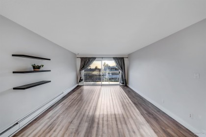 Photo 8 at 320 - 3080 Lonsdale Avenue, Upper Lonsdale, North Vancouver