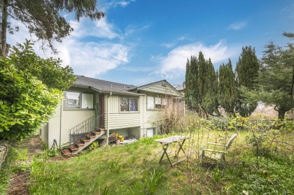 Photo 10 at 14 W 37th Avenue, Cambie, Vancouver West