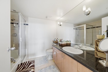 Photo 7 at 1808 - 193 Aquarius Mews, Yaletown, Vancouver West