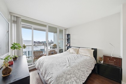 Photo 5 at 1808 - 193 Aquarius Mews, Yaletown, Vancouver West