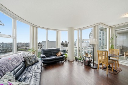 Photo 15 at 1808 - 193 Aquarius Mews, Yaletown, Vancouver West