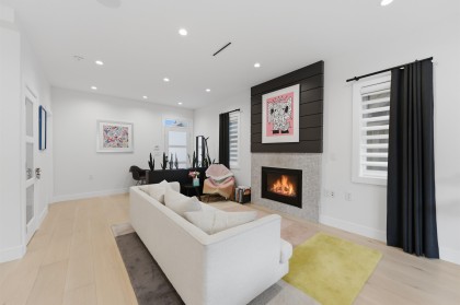 Photo 6 at 1 - 272 E 9th Street, Central Lonsdale, North Vancouver