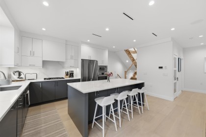 Photo 13 at 1 - 272 E 9th Street, Central Lonsdale, North Vancouver