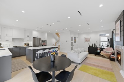 Photo 7 at 1 - 272 E 9th Street, Central Lonsdale, North Vancouver