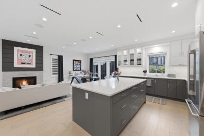 Photo 11 at 1 - 272 E 9th Street, Central Lonsdale, North Vancouver