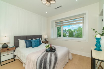 Photo 9 at 1552 W 66th Avenue, S.W. Marine, Vancouver West