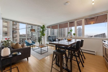 Photo 1 at 609 - 1325 Rolston Street, Downtown VW, Vancouver West