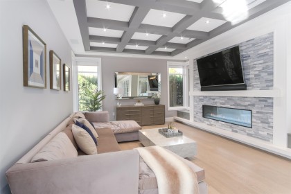 Photo 3 at 4090 Sunnycrest Drive, Forest Hills NV, North Vancouver