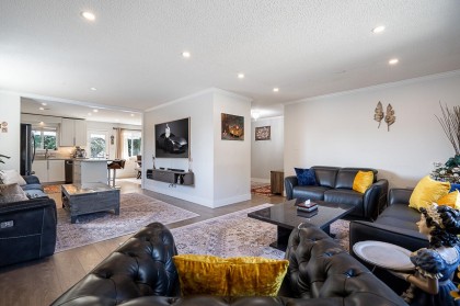 Photo 4 at 2333 Kirkstone Road, Westlynn, North Vancouver