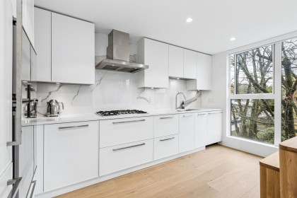 Photo 16 at 306 - 2485 Larch Street, Kitsilano, Vancouver West