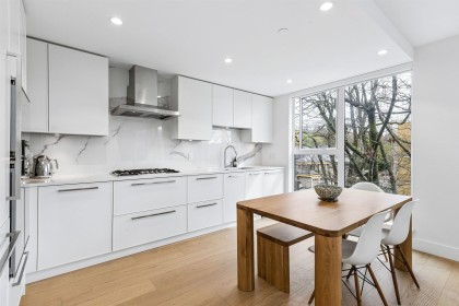 Photo 14 at 306 - 2485 Larch Street, Kitsilano, Vancouver West