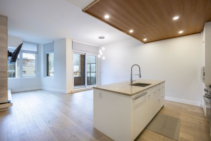 Photo 4 at 406 - 6687 Nelson Avenue, Horseshoe Bay WV, West Vancouver