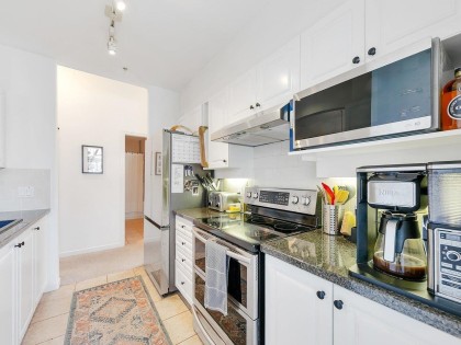 Photo 9 at 516 - 3608 Deercrest Drive, Roche Point, North Vancouver