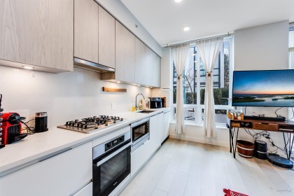 Photo 3 at 102 - 4240 Cambie Street, Cambie, Vancouver West