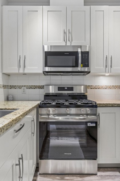 Photo 16 at 207 - 116 W 23rd Street, Central Lonsdale, North Vancouver