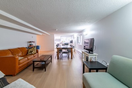 Photo 6 at 3315 W 6th Avenue, Kitsilano, Vancouver West