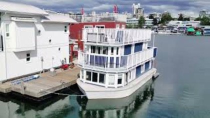 Photo 12 at 415 W Esplanade Avenue, Lower Lonsdale, North Vancouver