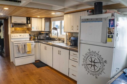 Photo 4 at 415 W Esplanade Avenue, Lower Lonsdale, North Vancouver