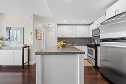 Photo 3 at 1209 - 155 W 1st Street, Lower Lonsdale, North Vancouver