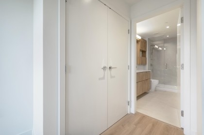 Photo 17 at 307 - 755 Harbourside Drive, Harbourside, North Vancouver