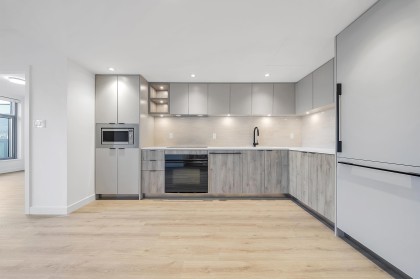 Photo 8 at 307 - 755 Harbourside Drive, Harbourside, North Vancouver