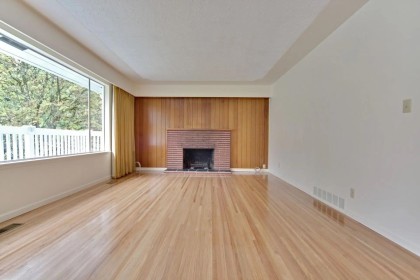 Photo 11 at 1025 Clements Avenue, Canyon Heights NV, North Vancouver