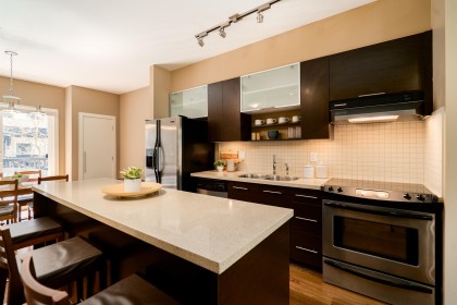 Photo 7 at 32 - 550 Browning Place, Seymour NV, North Vancouver