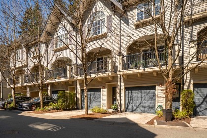 Photo 1 at 32 - 550 Browning Place, Seymour NV, North Vancouver