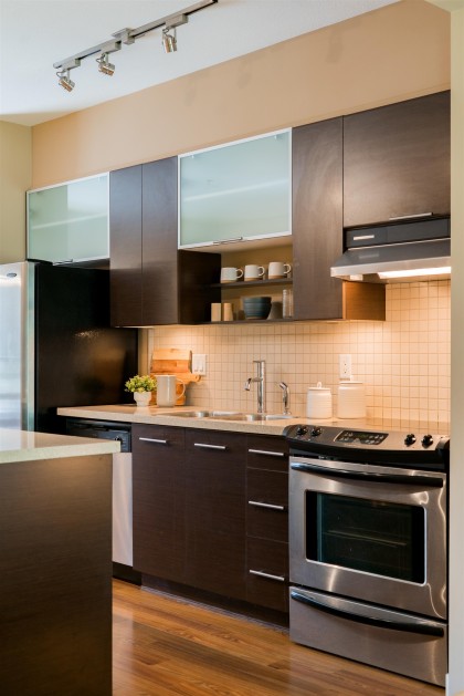 Photo 10 at 32 - 550 Browning Place, Seymour NV, North Vancouver