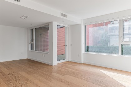 Photo 13 at 100 - 1561 W 57th Avenue, South Granville, Vancouver West