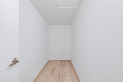 Photo 3 at 100 - 1561 W 57th Avenue, South Granville, Vancouver West